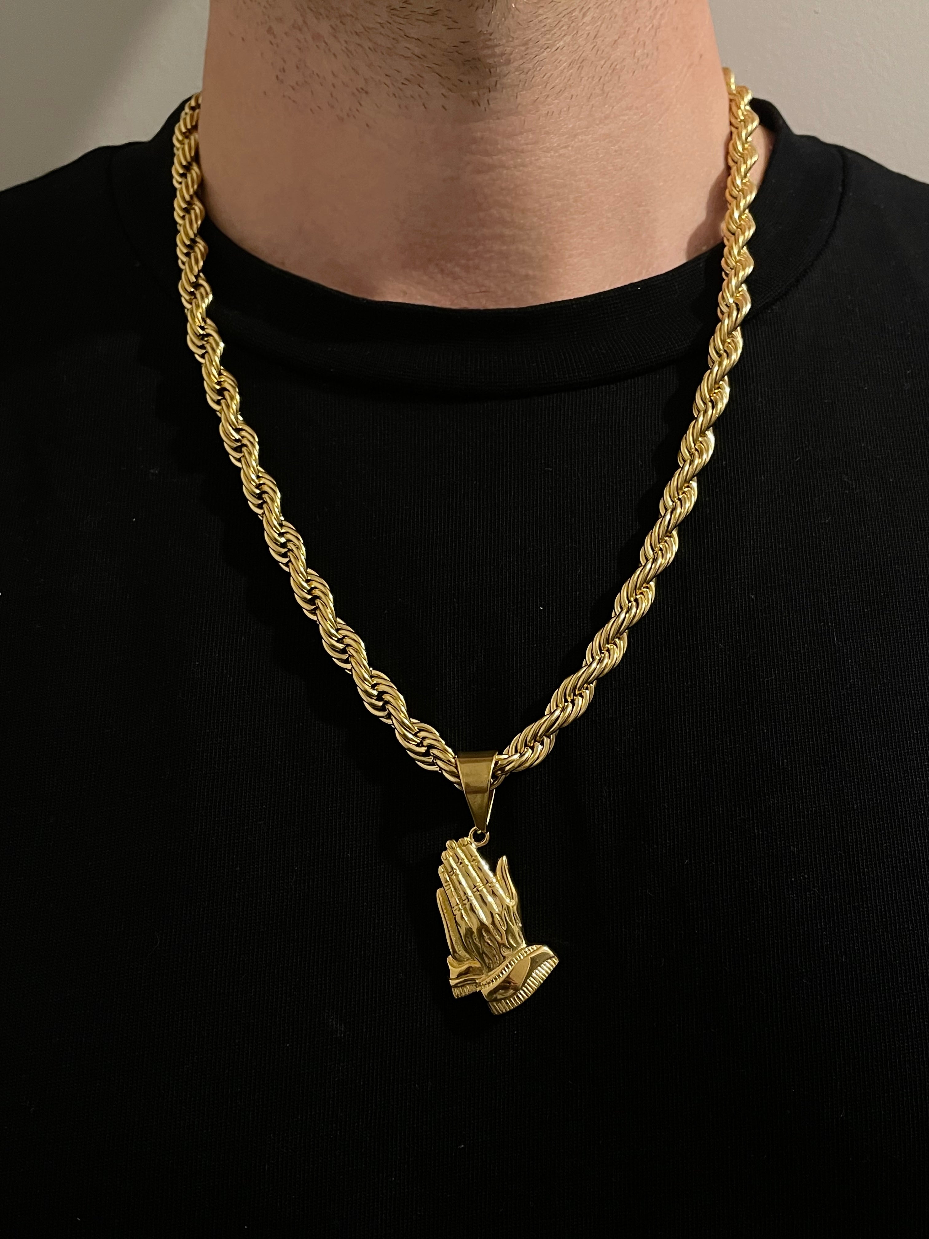 9ct Gold Filled Praying Hands Prndant On A 8mm Rope Chain